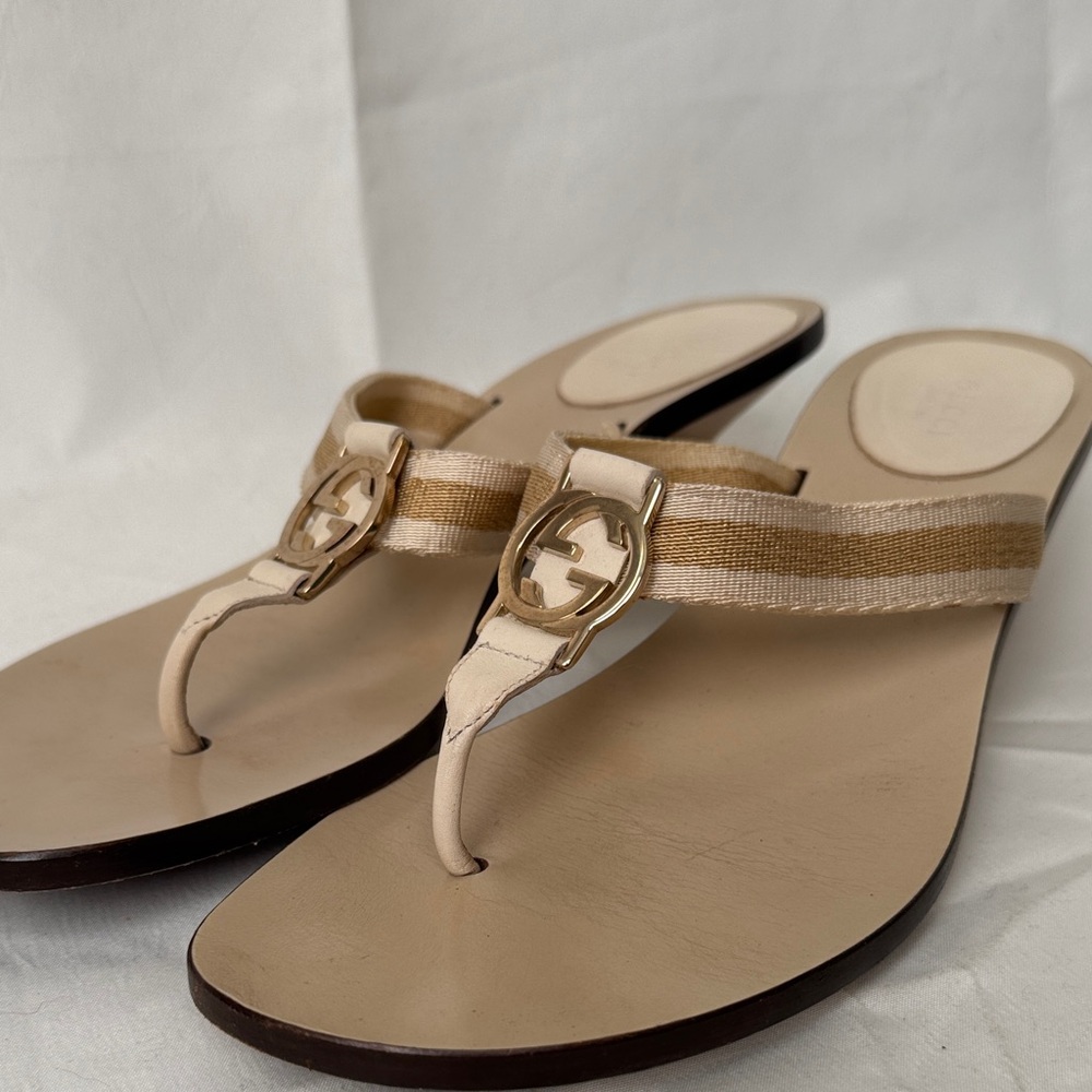Gucci Tan and Cream Leather Sandals with Gold Accents